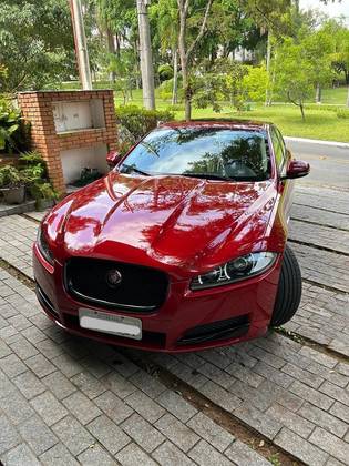 JAGUAR XF 2.0 PREMIUM LUXURY TURBOCHARGED GASOLINA 4P AUTOMÁTICO